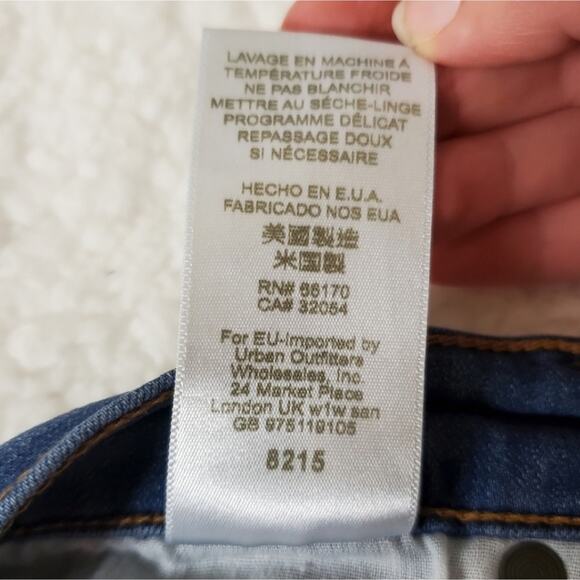 FREE PEOPLE HI RISE ROLLER SKINNY JEANS WOMEN'S SIZE 27 MEDIUM WASH - Picture 11 of 16